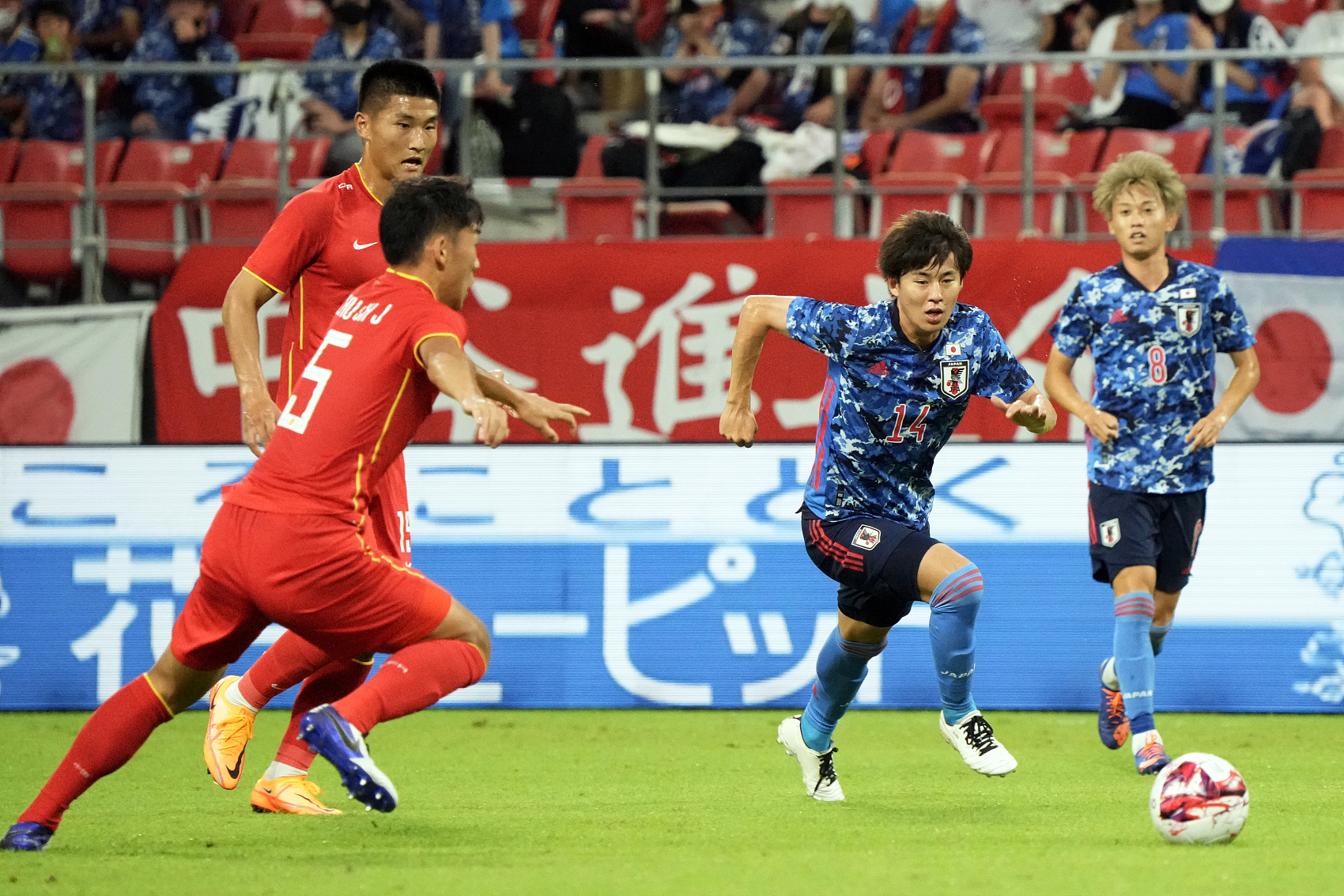 日本队碾压韩国队，奥恰洛夫带队取胜