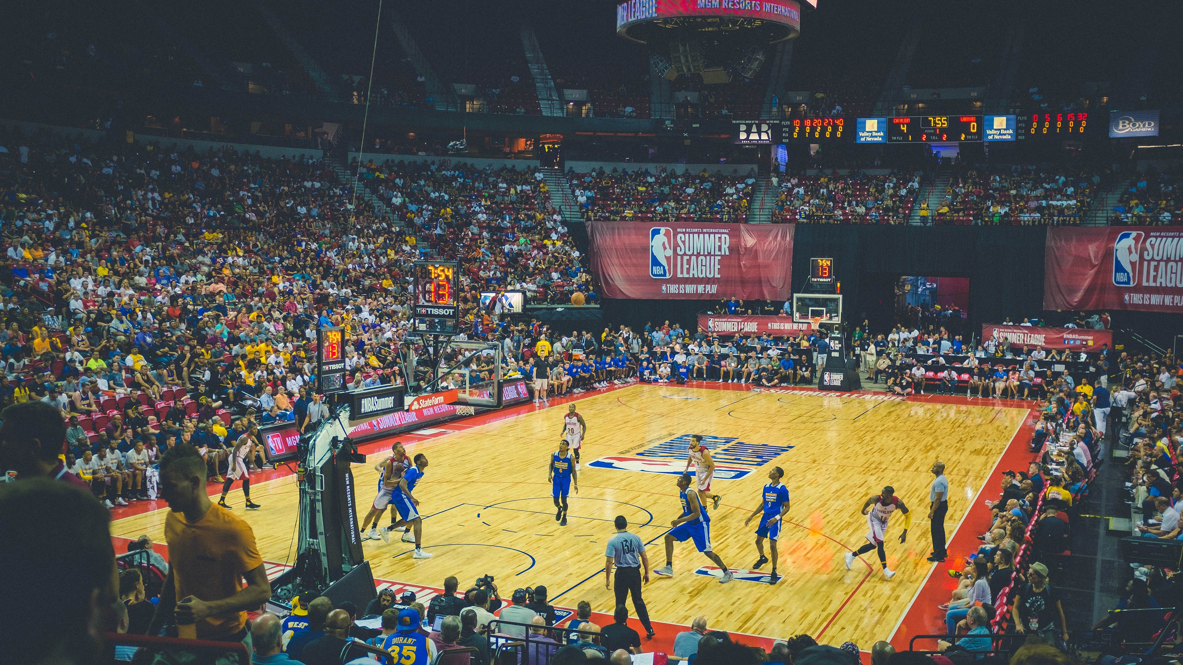 被高估的天才太多,只有不手软的人配赢