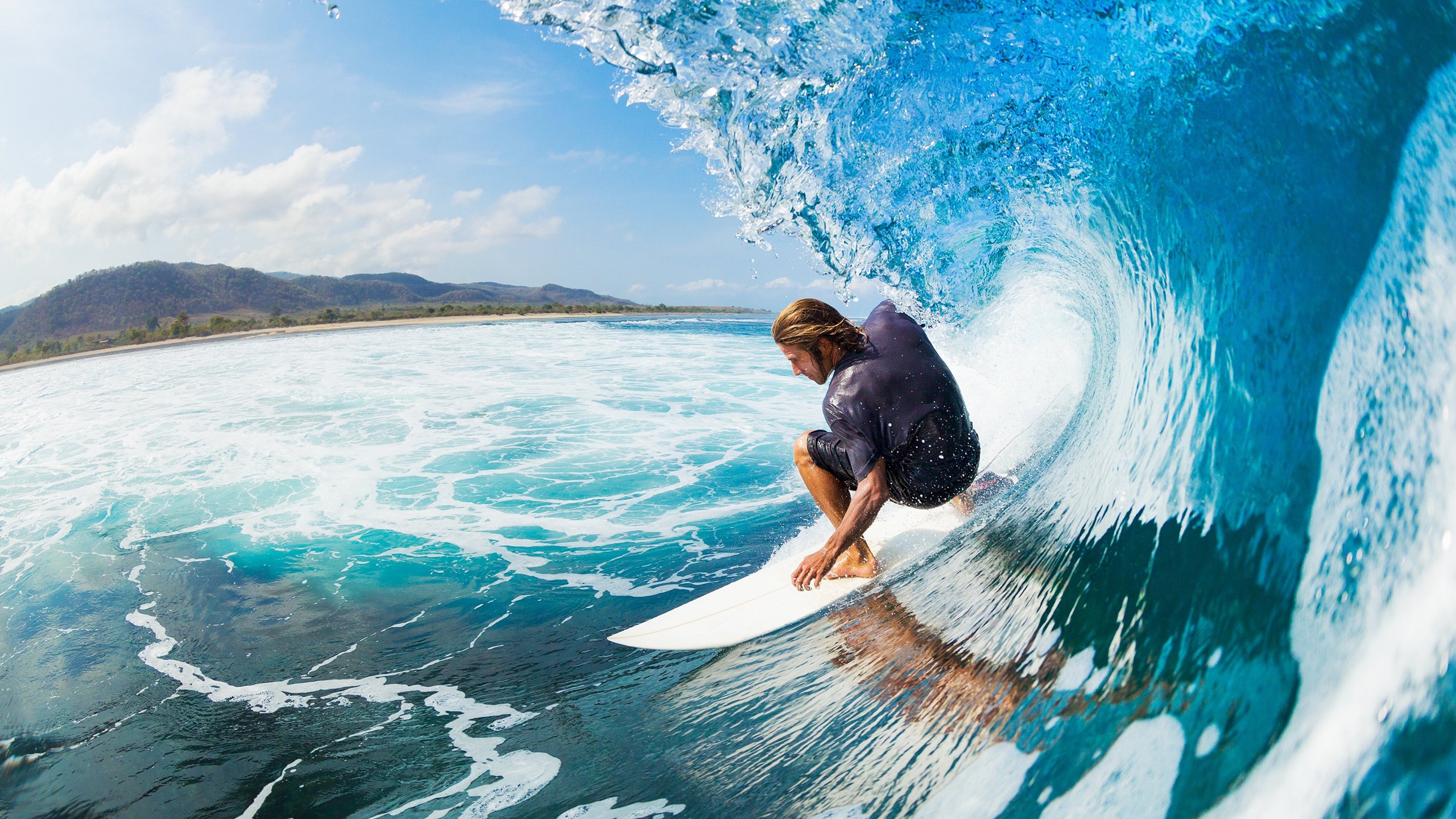 欧冠之夜神剧本!后卫卡瓦哈尔两连击改写战局,皇马用最意外的方式杀死悬念
